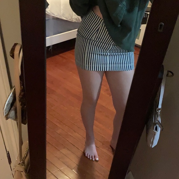 Navy and white striped skirt - Picture 1 of 4